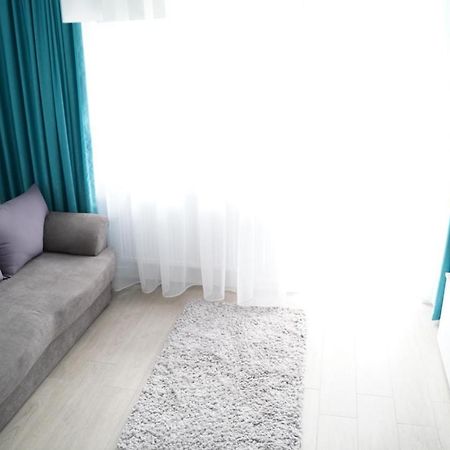 Silence Appartments Орадя Екстер'єр фото